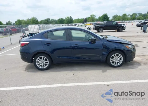 2017 Toyota Yaris Ia z USA, uszkodzony, nr VIN 3MYDLBYVXHY185715